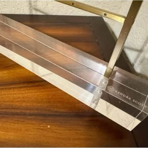 Kendra Scott Earring Ladder Jewelry Stand in Antique Brass - Picture 3 of 3